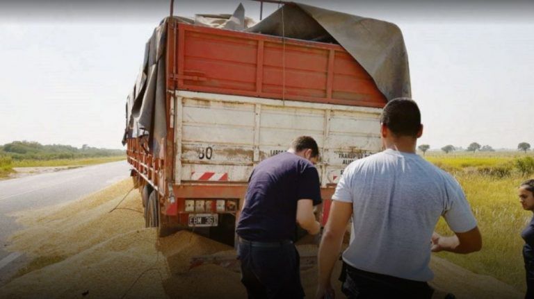 Desde Coninagro, cuestionan a los transportistas de cereales