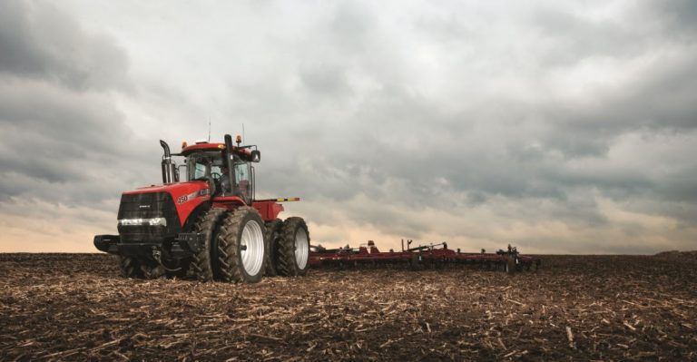 Maquinaria con más potencia: Case IH presenta en Argentina el tractor Steiger