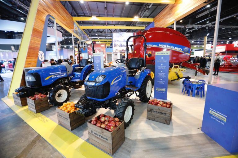 New Holland Agriculture atrae a los productores con su maquinaria.