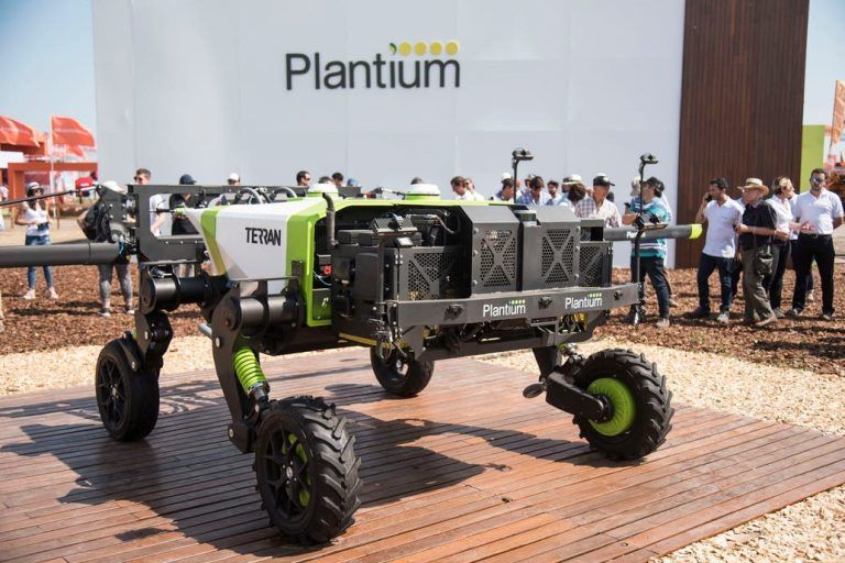 Expoagro 2020. El innovador robot argentino que pulveriza y se maneja con una tablet