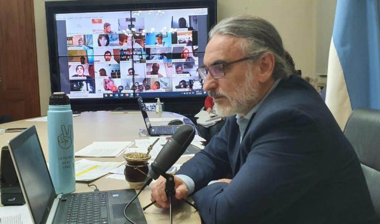 En el Gobierno niegan un aumento de retenciones y alejan rumores de intervención al trigo y la carne