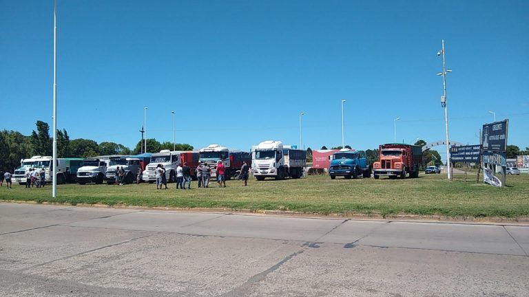 Agricultura y acopiadores analizaron conflicto de transportistas