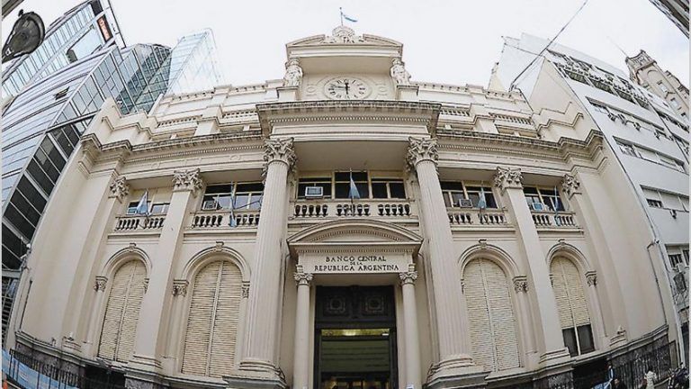 Castigan al sector más dinámico de la economía