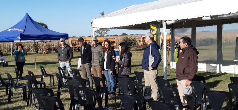 Grupo CREA Córdoba Norte realizó su gira por ensayos de Soja y Maíz en Sinsacate