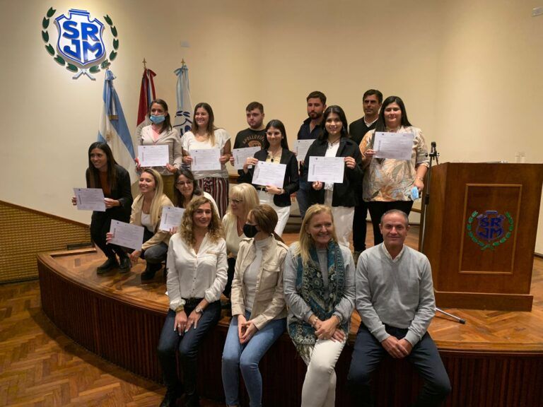 Instituto Superior de Rural de Jesús María entregó títulos del Curso de Administración