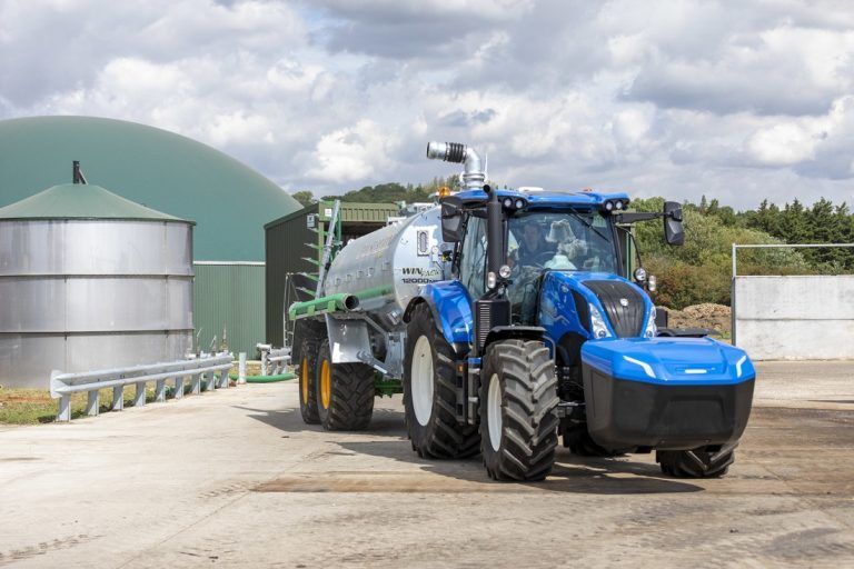 Lanzaron en Agrishow 2022 el primer tractor alimentado a metano del mundo