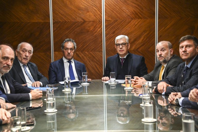 Avicultura: Domínguez y Scioli ampliaron el financiamiento para aumentar exportaciones y sustituir importaciones