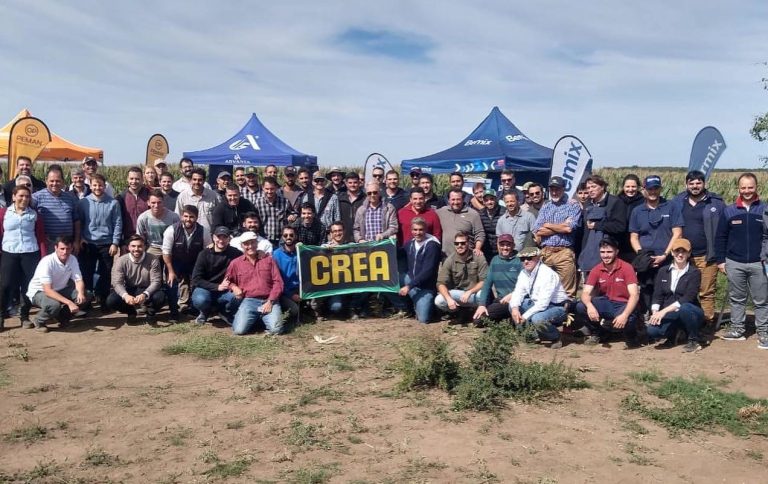Llega la JAT de CREA en la localidad de Sacanta, con temas de actualidad en agricultura, ganadería y lechería