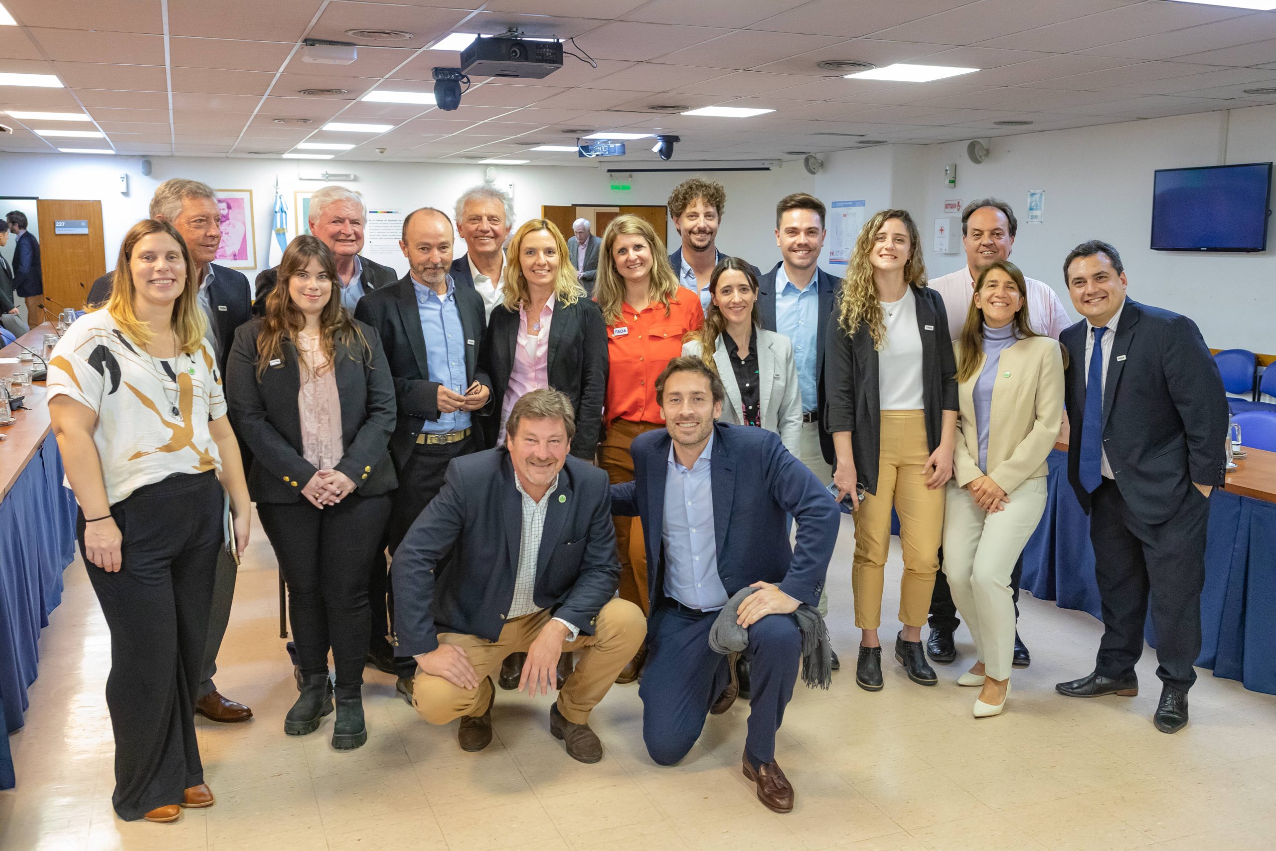 Para FADA, se pueden generar puestos de trabajo cobrando menos impuestos