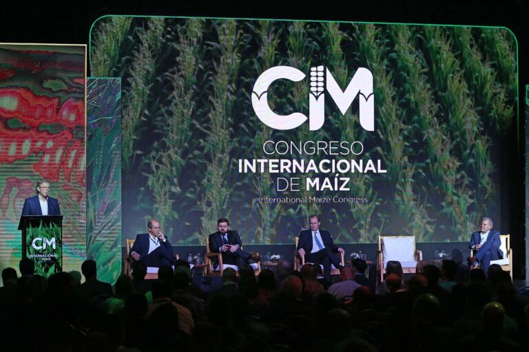 Presentaron la 4° edición del Congreso Internacional de Maíz, que será por primera vez en Rosario