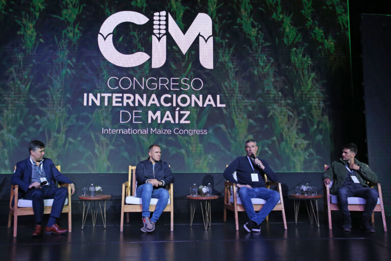 Congreso de Maíz: reconocidos deportistas hablaron de sus buenas y malas experiencias como productores