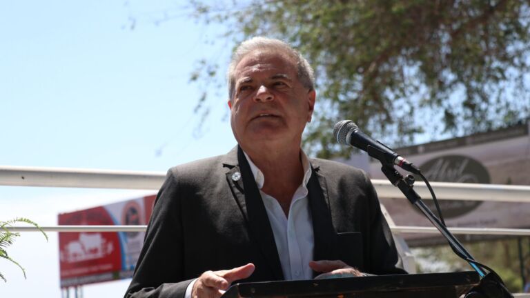 Busso entregó aportes y créditos en las Rurales del Norte