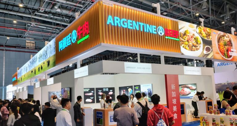 CIIE 2023: multitud de visitantes y «Noche de Argentina» en Shanghái 
