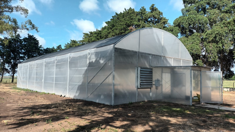 Biotrop investiga y desarrolla productos en su centro experimental de Cañada de Gómez