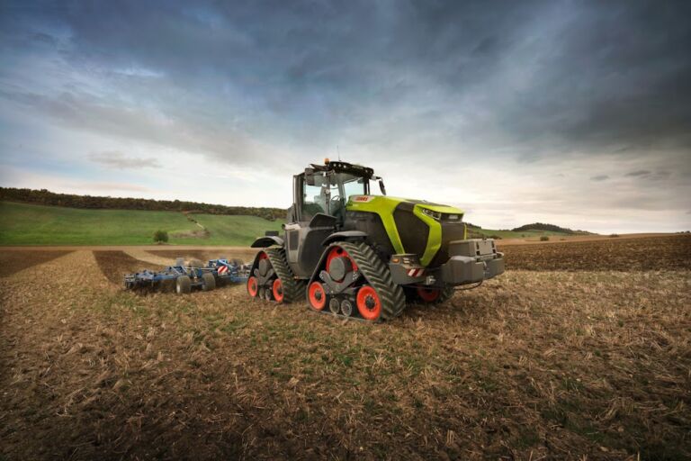 La nueva serie XERION 12 de CLAAS reconocida con tres importantes premios