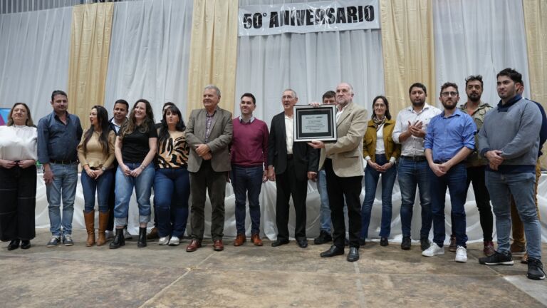 Busso participó en el 50° aniversario de la Asociación de Consorcios Camineros de Córdoba