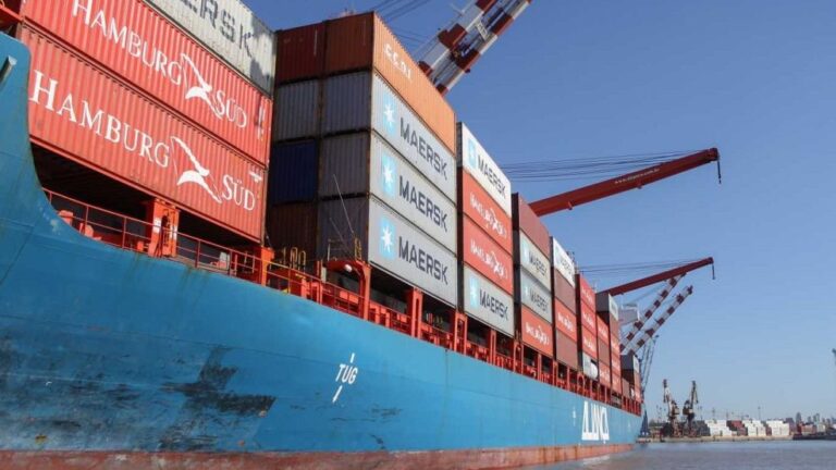 BCCBA: Análisis de la reducción del Impuesto País que implementará el Gobierno