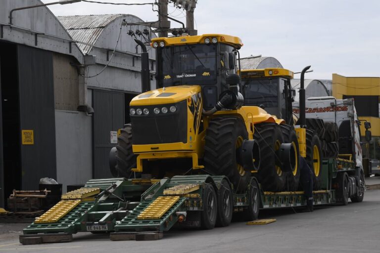 La prueba de un tractor Pauny que revela la importancia de los biocombustibles en Córdoba