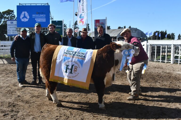 La Cabaña Macho Ruano se quedó con los grandes campeones de Hereford