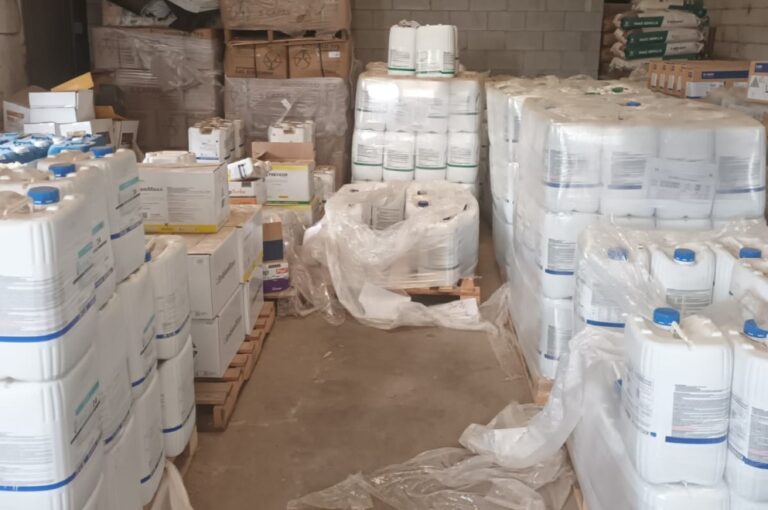 Realizan Control y Clausura en depósito de Fitosanitarios en el departamento Tercero Arriba
