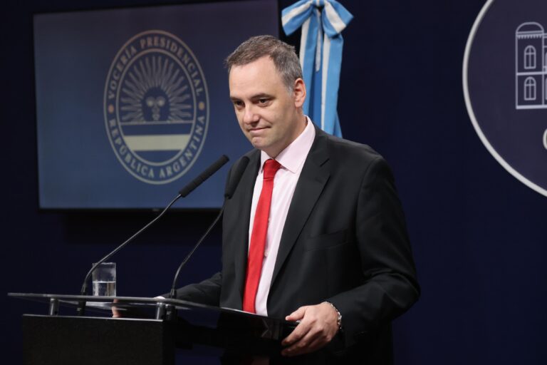 Preocupan dichos de Adorni sobre el INTA: «Basta de uso de los organismos públicos para financiar el despilfarro de la política»