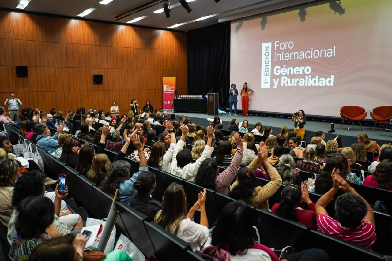 Justicia e inclusión en el campo: lanzan la 5° edición de los Premios Lía Encalada y el III Foro Internacional de Género y Ruralidad