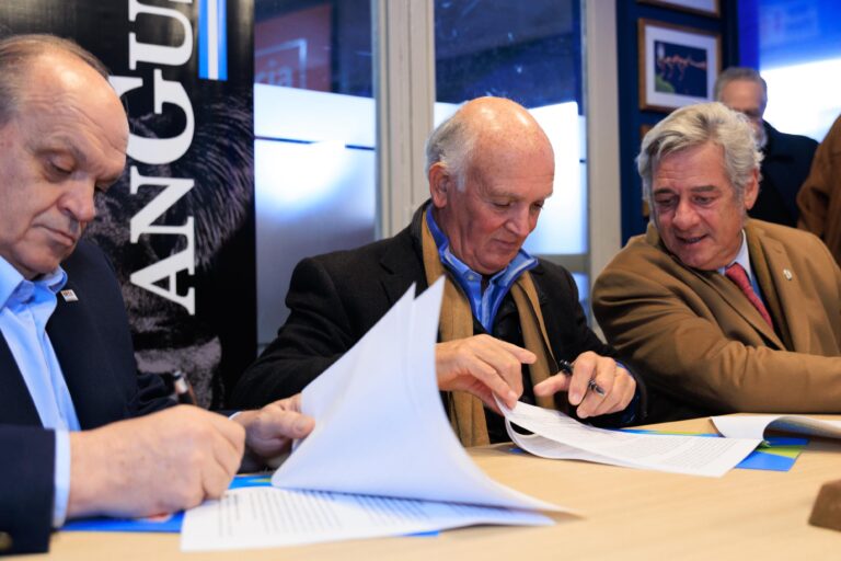 La Asociación Angus y el INTA renuevan su alianza estratégica para potenciar la ganadería sostenible