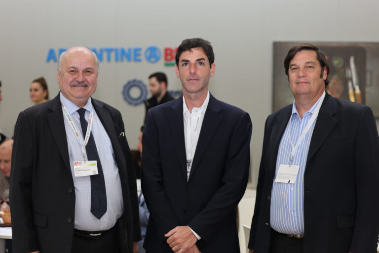Argentina afianza su posición cárnica en Europa con estrategia unificada en Anuga 2025