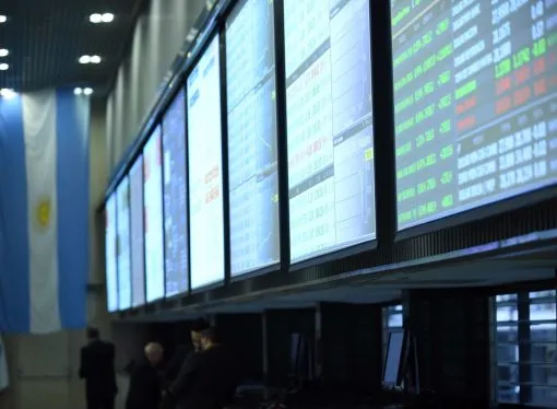 Estabilidad doméstica vs. volatilidad global: La plaza rosarina mantuvo precios mientras Chicago registró caídas