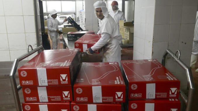 Menos volumen, más dinero: la sorpresa de la carne exportada