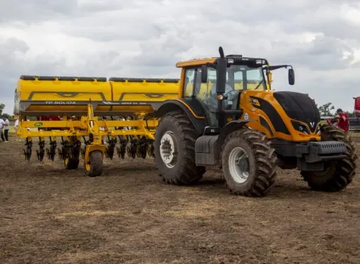 VALTRA se consolida como el Tractor Oficial de Expoagro 2026: Innovación y potencia en el corazón del agro
