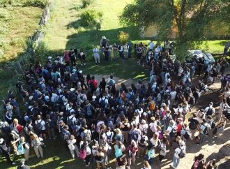 «Aula a cielo abierto»: ingresantes de Ciencias Agropecuarias UNC viven su primera experiencia profesional en el Campo Escuela