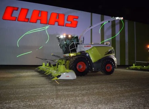 Revolución forrajera en Oncativo: CLAAS presentó la picadora más potente del mundo y su nueva línea tecnológica