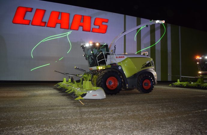 Revolución forrajera en Oncativo: CLAAS presentó la picadora más potente del mundo y su nueva línea tecnológica