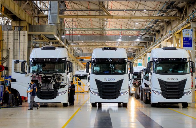 IVECO inicia la producción del S-Way en Argentina, el camión más avanzado de su historia