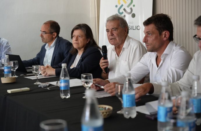 Constituyen la Mesa Nacional de Alfalfa: un hito federal para potenciar el «oro verde» argentino en el mundo