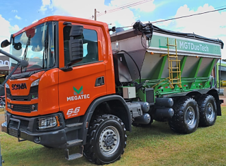Scania Super 6×6: El camión que desafía al tractor en el campo