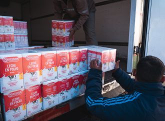 Mastellone Hnos. dona 50.000 litros de leche en el Mes de la Nutrición