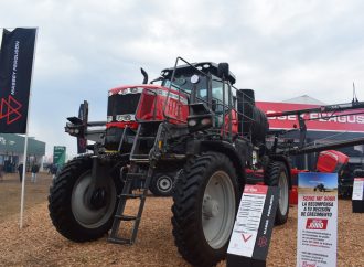 Massey Ferguson y su tecnología de punta en pulverización: herramienta de avanzada para el control de malezas en Agroactiva