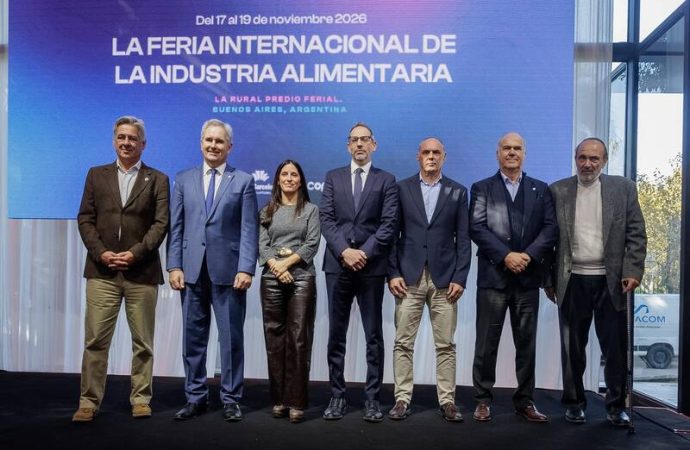 «Ustedes son los Messi de la agroindustria»: el fuerte respaldo del canciller Quirno al sector productivo en la Rural de Palermo