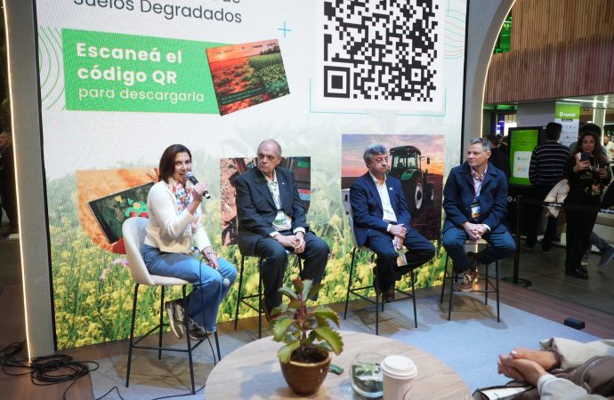 Alianza público-privada lanza una guía técnica clave para recuperar la salud de los suelos degradados
