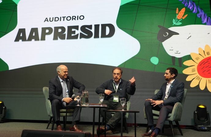 Menos regulaciones y más previsibilidad: El Gobierno trazó la hoja de ruta para la competitividad del campo en Aapresid 2026