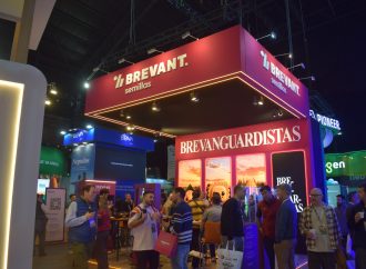 Brevanguardistas: La apuesta de Brevant por la innovación y la estabilidad genética en el Congreso Aapresid