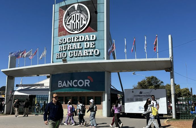 Fuerte impulso al campo: Bancor y el Gobierno de Córdoba lanzan créditos con tasas históricas en la Exposición de Río Cuarto