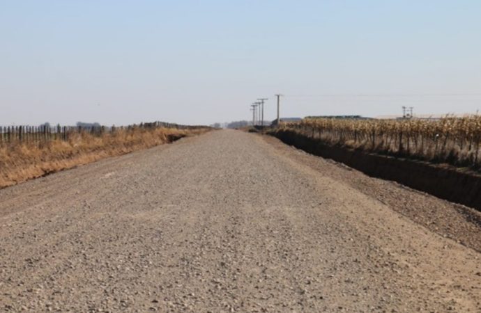 Córdoba potencia su red vial: millonaria inversión de más de $19.500 millones para renovar caminos rurales